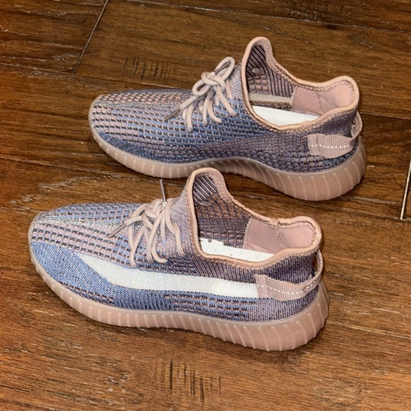 🩷On Hold!🩷 These fit like a 10!!! Women's Blue Sneakers (BRAND NEW!) - Picture 3 of 8